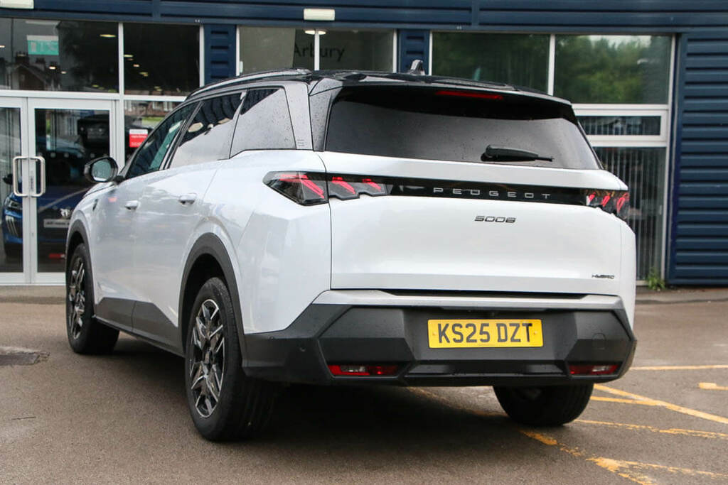 Peugeot 5008 1.2 Hybrid 136 Gt E-dsc6 KS25DZT White #2