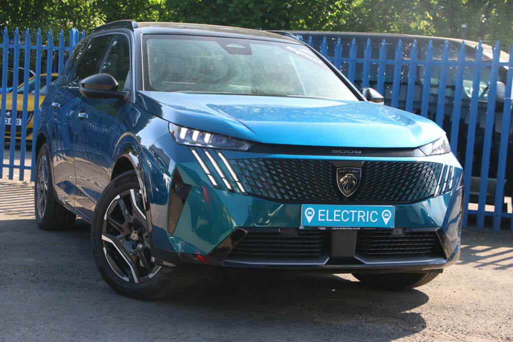 Peugeot 5008 157Kw Gt 73Kwh KV25JXW Blue