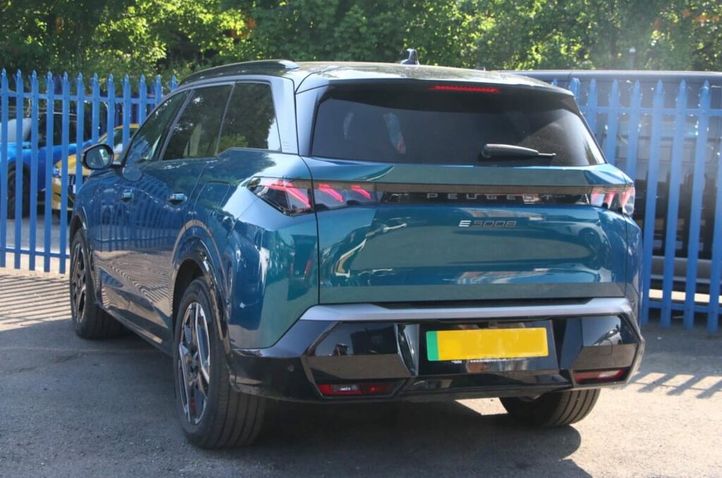 Peugeot 5008 157Kw Gt 73Kwh KV25JXW Blue #2