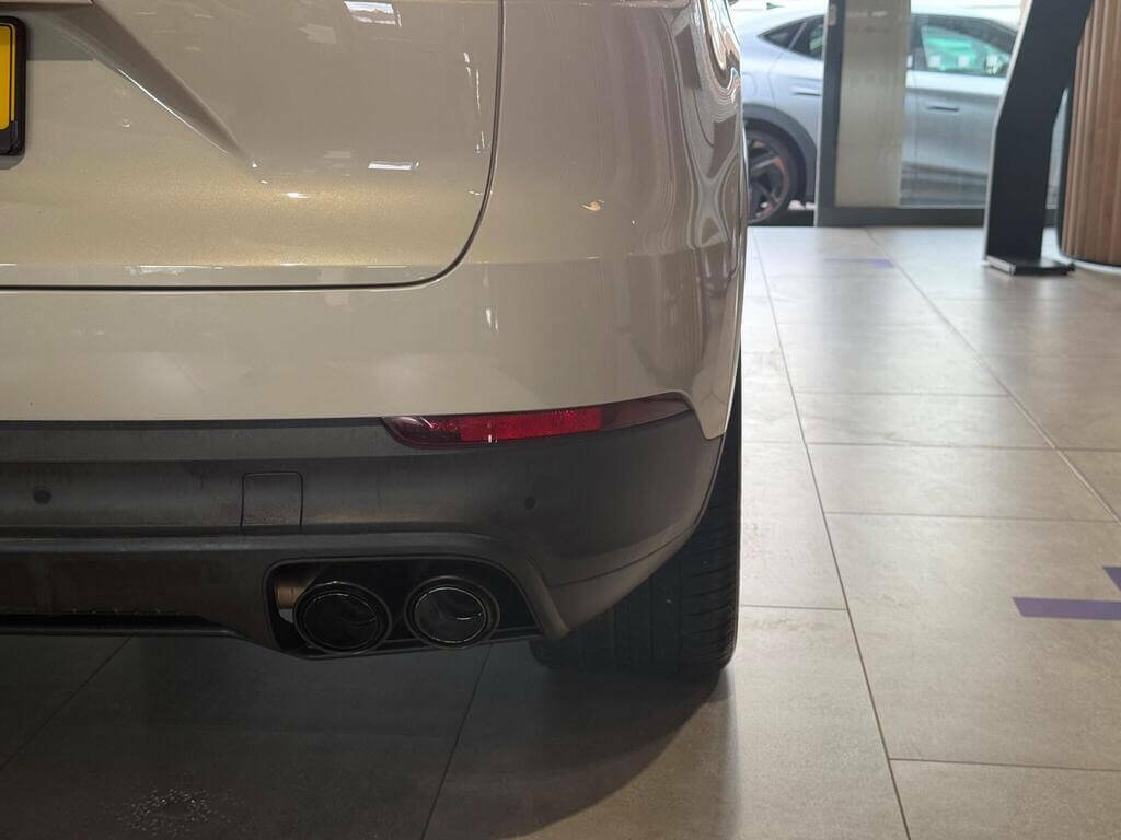 Porsche Cayenne  Black #22