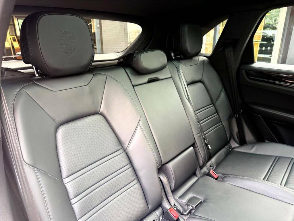Porsche Cayenne  Black #33