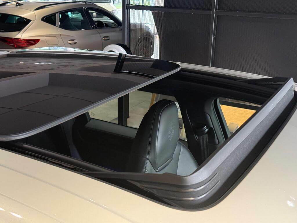 Porsche Cayenne  Black #15