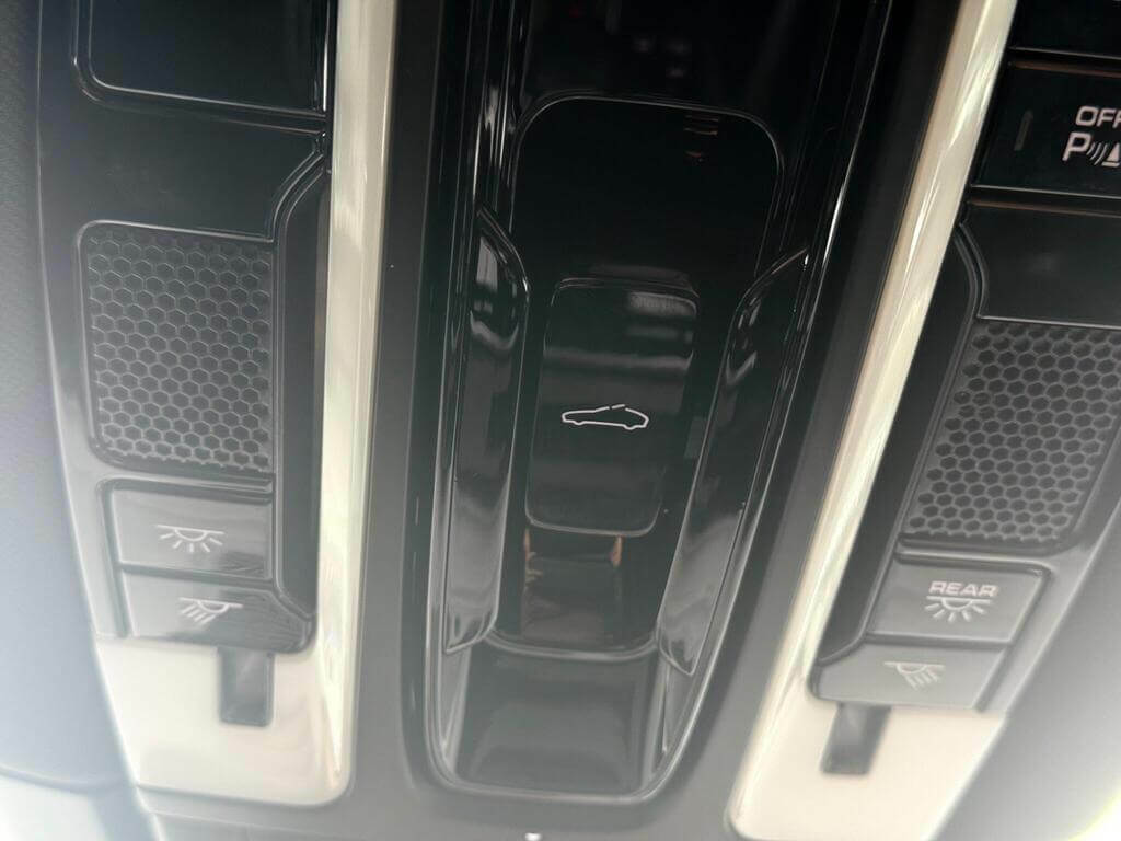 Porsche Cayenne  Black #59