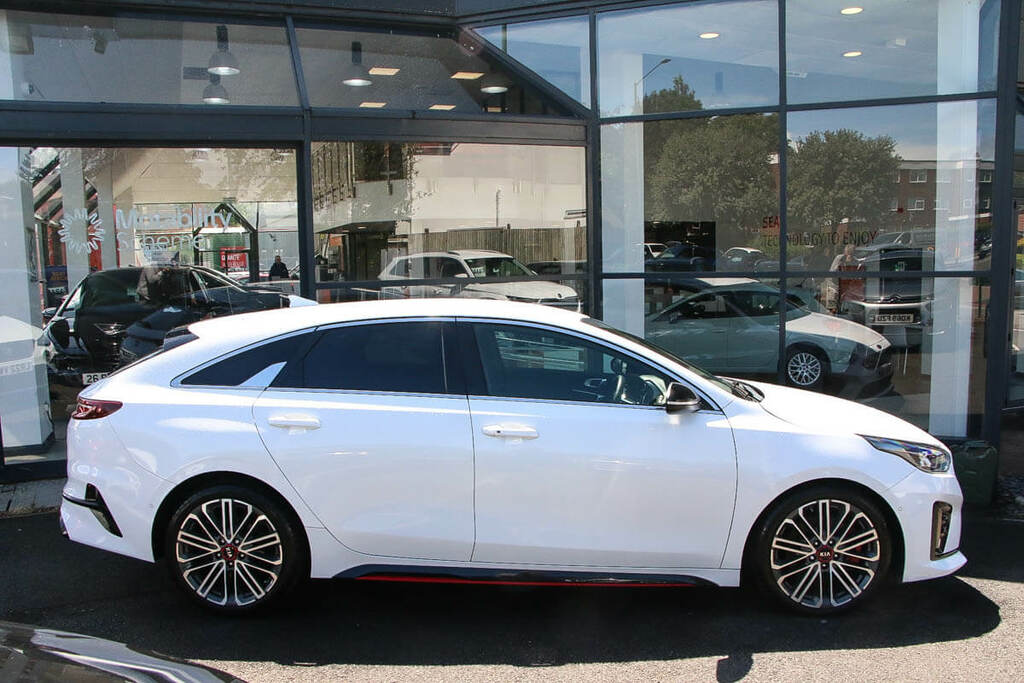 Kia Proceed 1.6T Gdi Isg Gt Dct White #4
