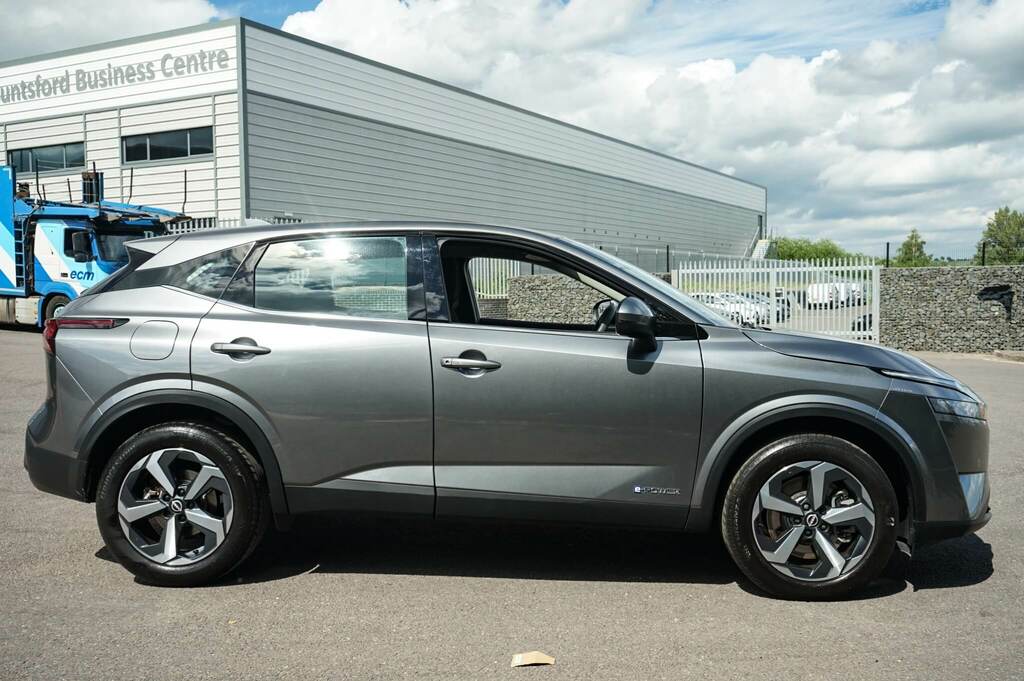 Nissan Qashqai 1.5 E-power Acenta Premium DV24UDG Grey #4