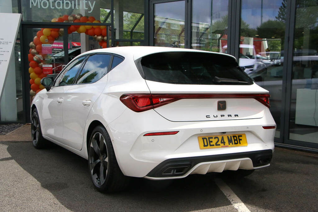 Cupra Leon 1.5 Tsi V1 DE24MBF White #3