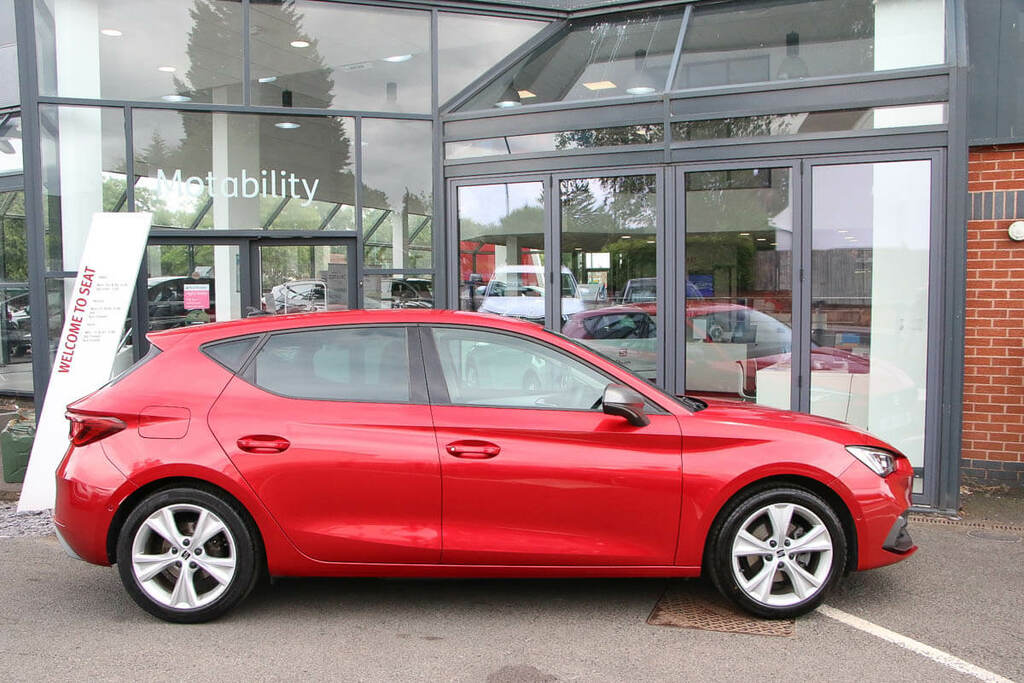 Seat Leon 1.5 Tsi Evo Fr YR21LGE Red #4