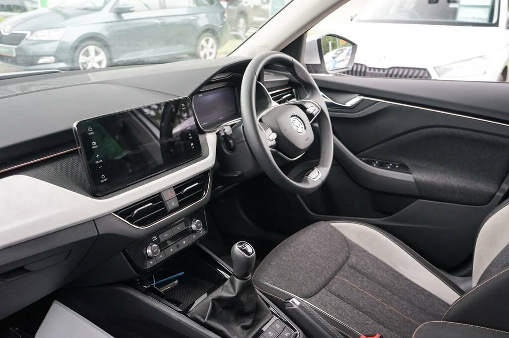 Skoda Kamiq 1.5 Tsi Se L Edition Silver #2