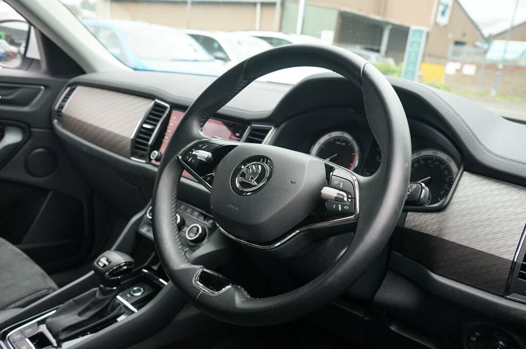 Skoda Kodiaq 2.0 Tsi 190 Se L 4X4 Dsg 7 Seat White #6