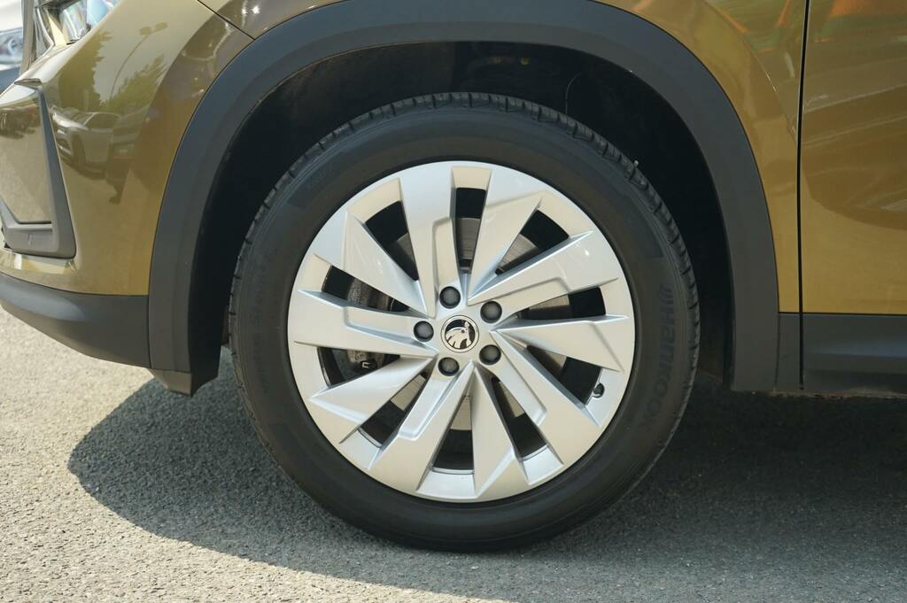 Skoda Kodiaq 1.5 Tsi E-tec Se L Dsg 7 Seat EU74FMV Gold #5