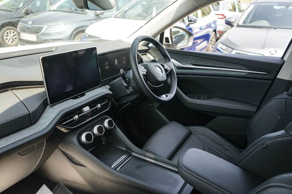 Skoda Kodiaq 1.5 Tsi E-tec Se L Dsg 7 Seat EU74AGZ White #2