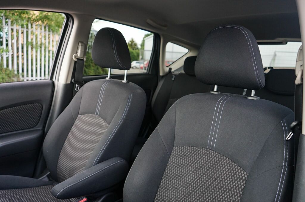 Nissan Note Acenta Premium Dci Black #8