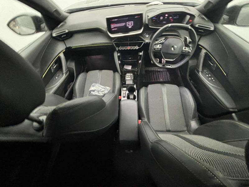 Peugeot 2008 1.2 Puretech 130 Gt Eat8 Grey #5