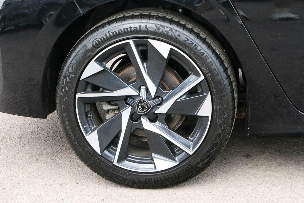 Peugeot 308 1.2 Puretech Allure Premium Eat8 MT72YTB Black #6