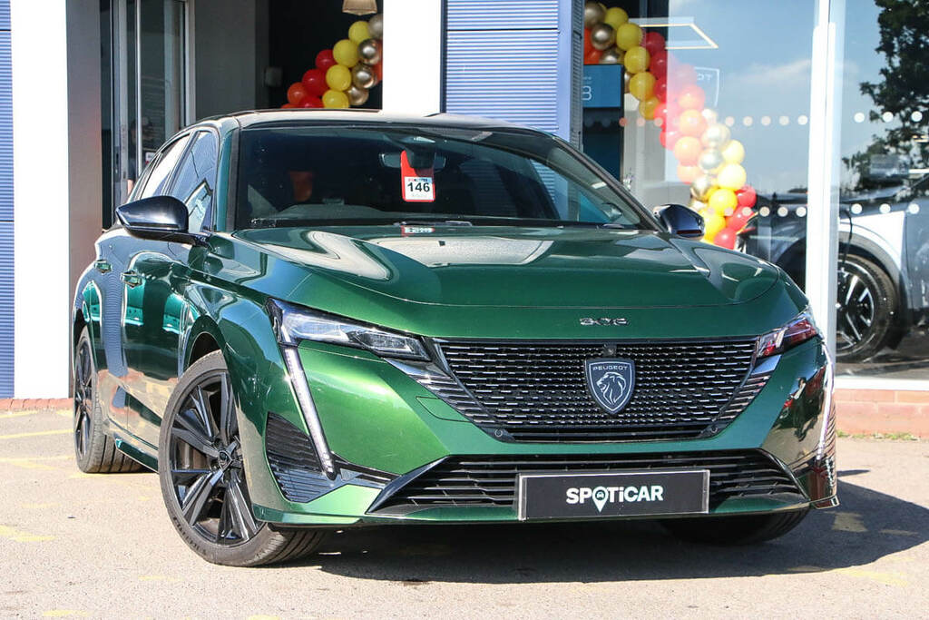 Peugeot 308 1.6 Plug-in Hybrid 225 Gt Premium E-eat8 BT22KHK Green