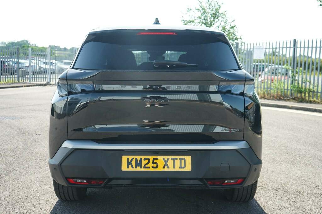 Peugeot 5008 1.2 Hybrid 136 Gt E-dsc6 KM25XTD Black #4