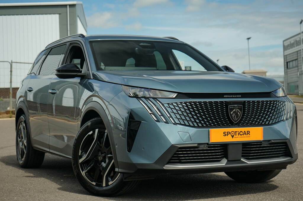 Peugeot 5008 157Kw Allure 73Kwh KK24OPM Blue