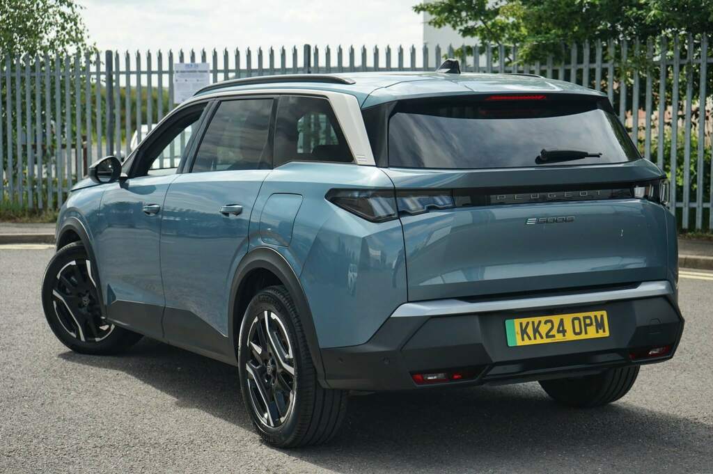 Peugeot 5008 157Kw Allure 73Kwh KK24OPM Blue #2