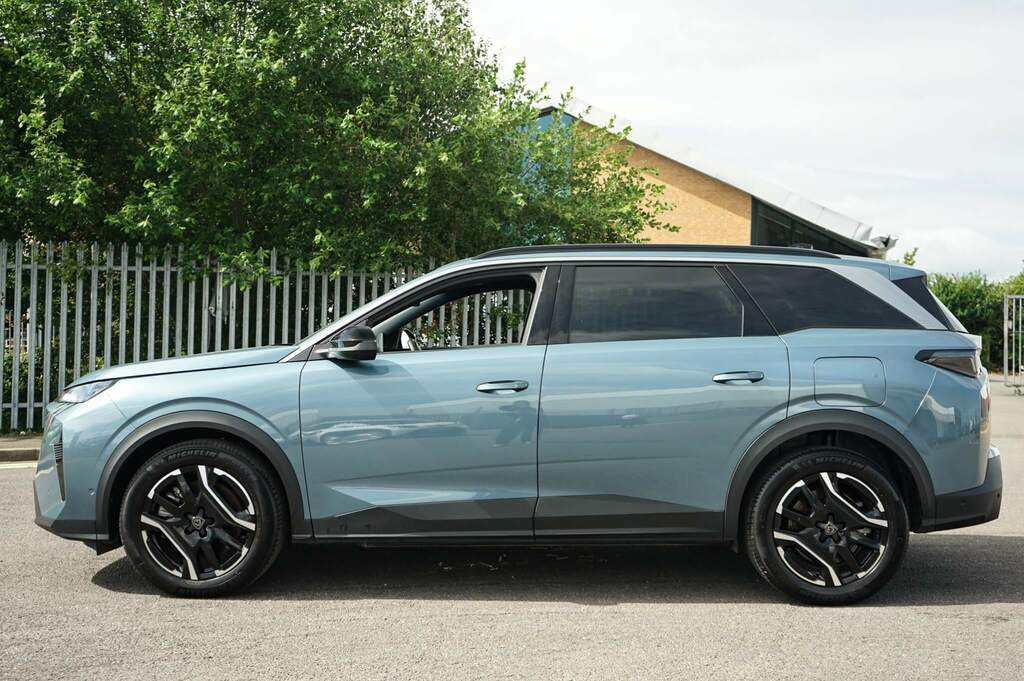 Peugeot 5008 157Kw Allure 73Kwh KK24OPM Blue #6