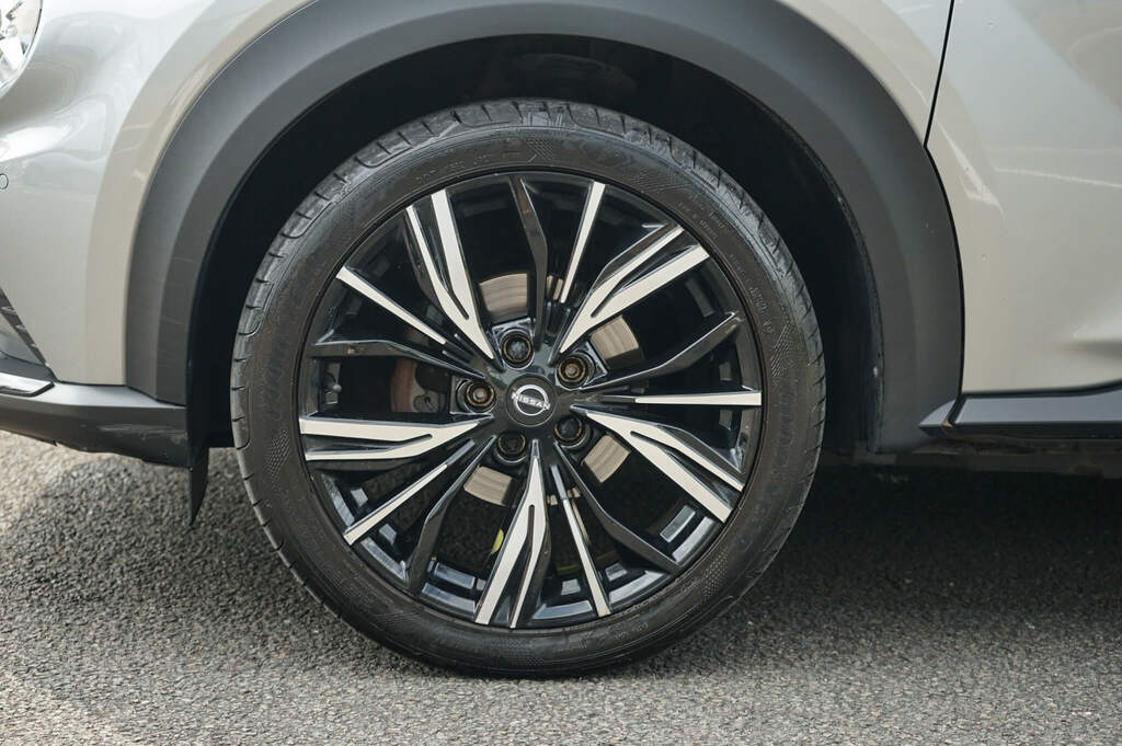 Nissan Juke 1.0 Dig-t 114 Tekna Dct DL72CYC Silver #5