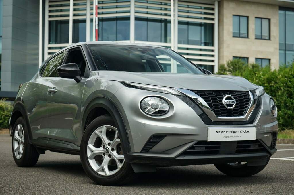 Nissan Juke 1.0 Dig-t 114 N-connecta Silver