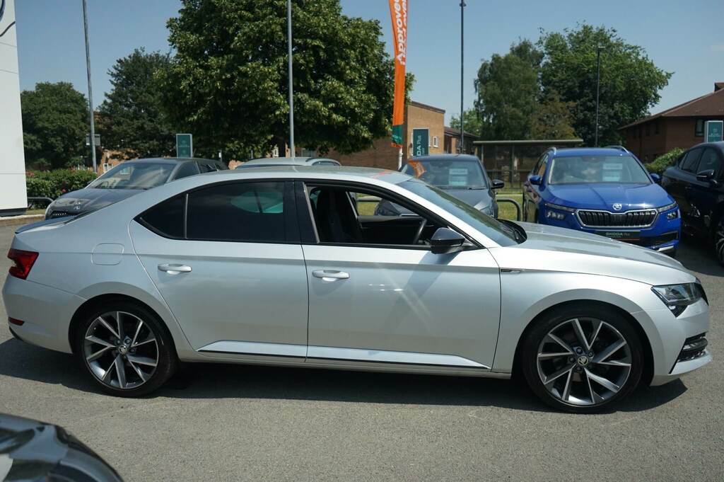 Skoda Superb 1.5 Tsi Sport Line Plus Dsg KW24EKT Silver #4