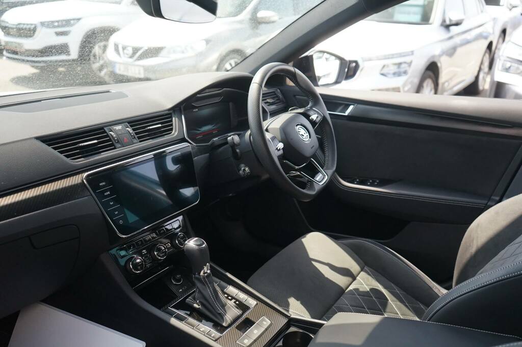 Skoda Superb 1.5 Tsi Sport Line Plus Dsg KW24EKT Silver #2