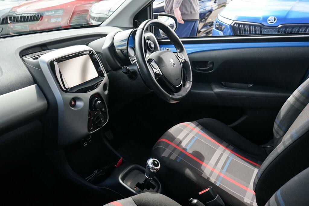Peugeot 108 1.0 Active 2-Tronic Blue #2