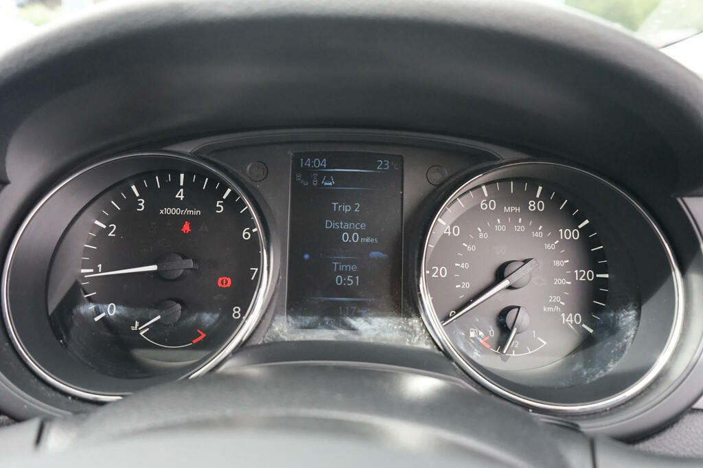 Nissan Pulsar Tekna Dig-t Xtronic Grey #23