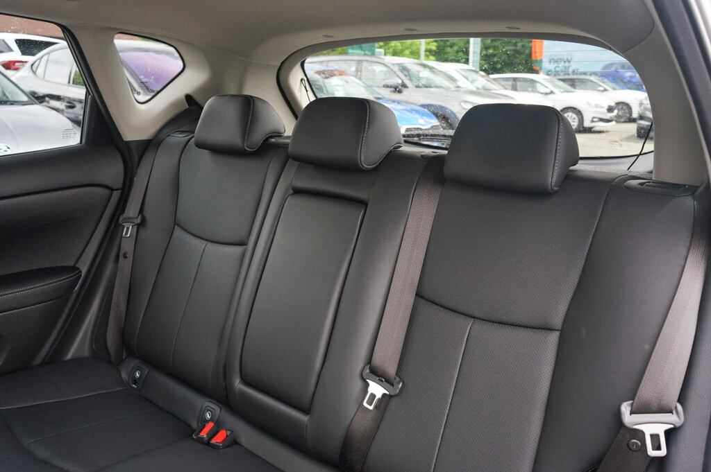 Nissan Pulsar Tekna Dig-t Xtronic Grey #19