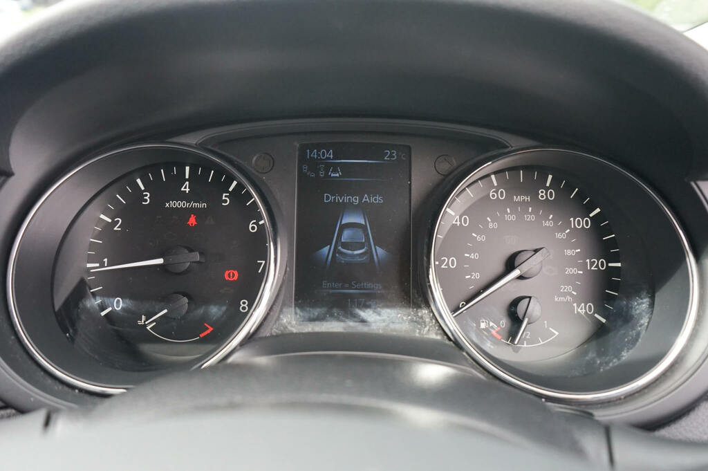 Nissan Pulsar Tekna Dig-t Xtronic Grey #26