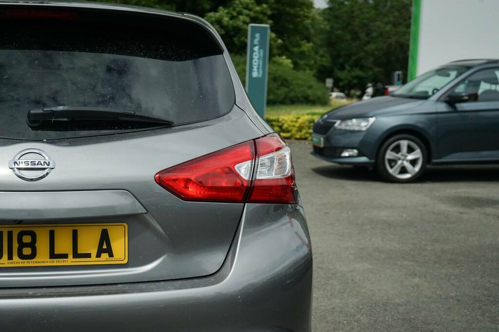 Nissan Pulsar Tekna Dig-t Xtronic Grey #15