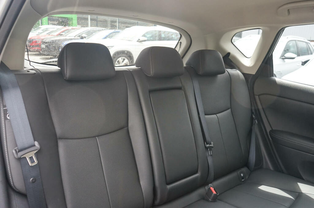 Nissan Pulsar Tekna Dig-t Xtronic Grey #21