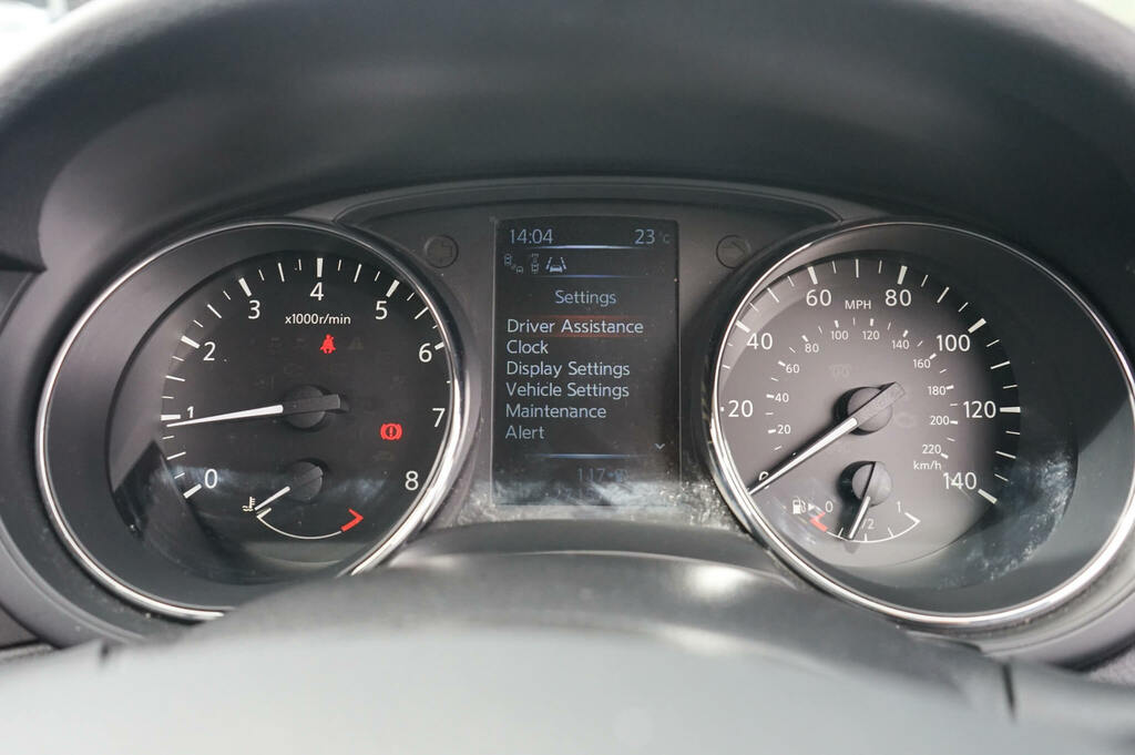 Nissan Pulsar Tekna Dig-t Xtronic Grey #28
