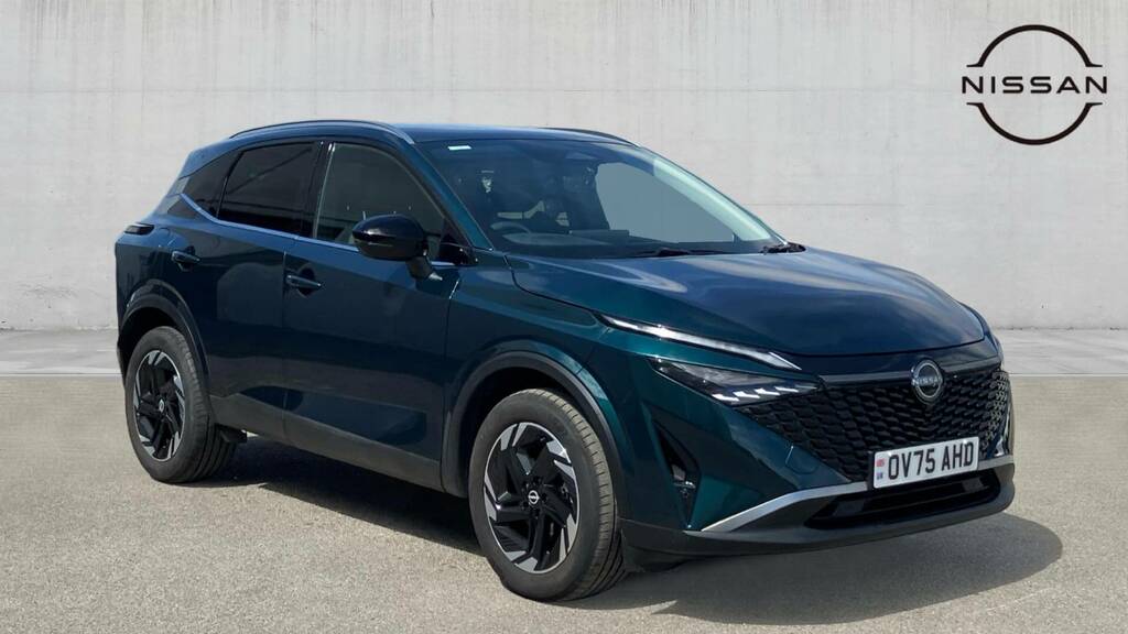 Nissan Qashqai 1.3 Dig-t Mh N-connecta Green