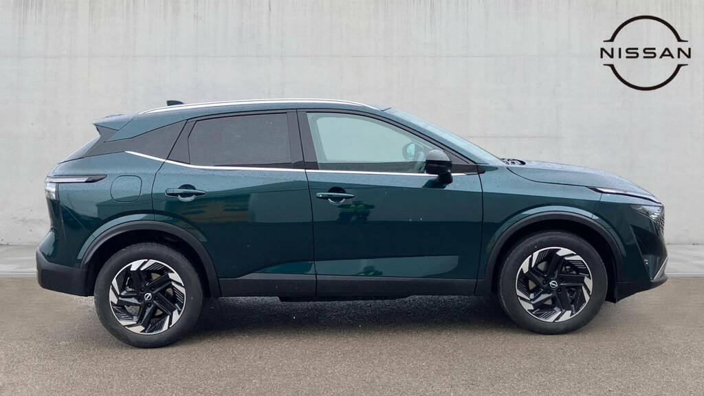 Nissan Qashqai 1.3 Dig-t Mh N-connecta OV75AWA Green #2