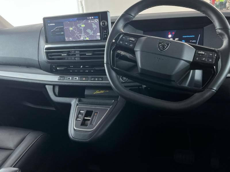 Peugeot e-Traveller 100Kw Allure Standard 8 Seat 75Kwh White #6