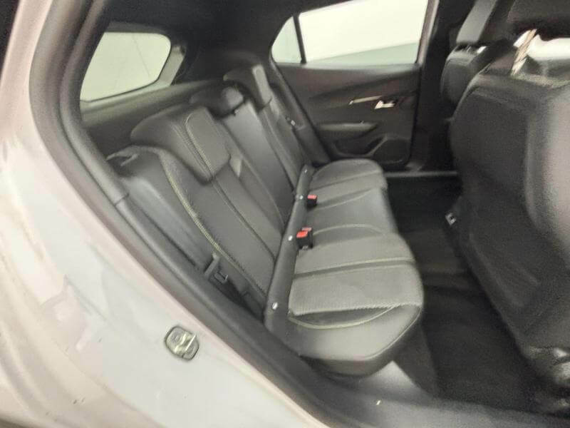 Peugeot 2008 1.2 Puretech 130 Gt Eat8 White #2