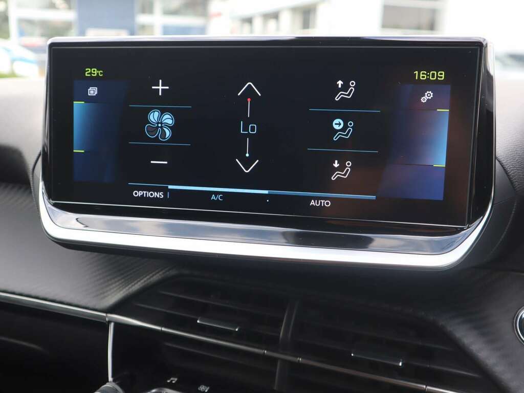 Peugeot e-208 50Kwh Gt Premium Yellow #25