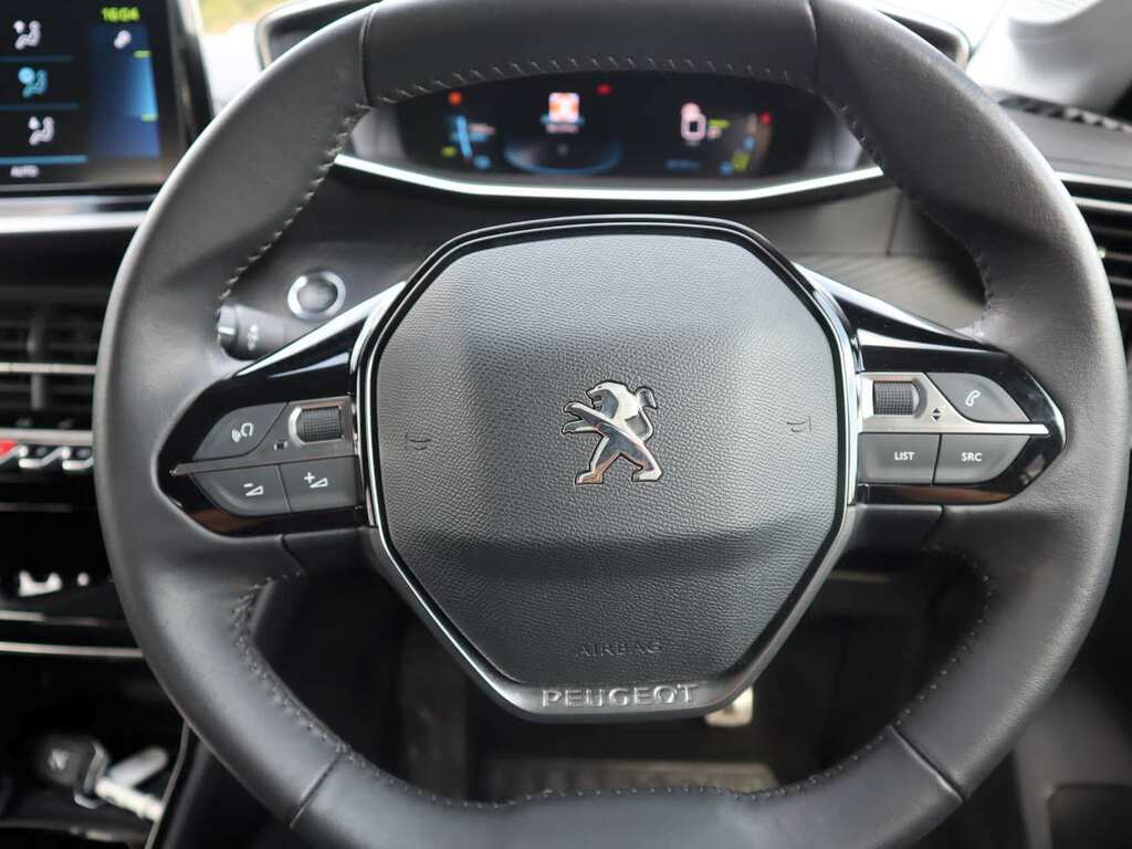 Peugeot e-208 50Kwh Gt Premium Yellow #21