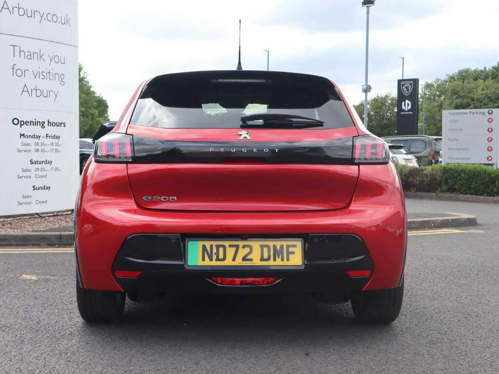 Peugeot e-208 100Kw Allure Premium 50Kwh Red #3