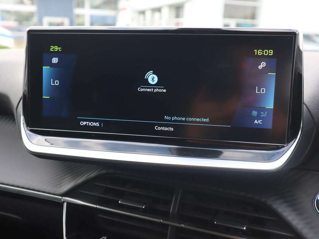 Peugeot e-208 50Kwh Gt Premium Yellow #24