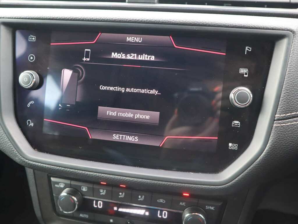 Seat Arona 1L Xcellence Lux Red #18