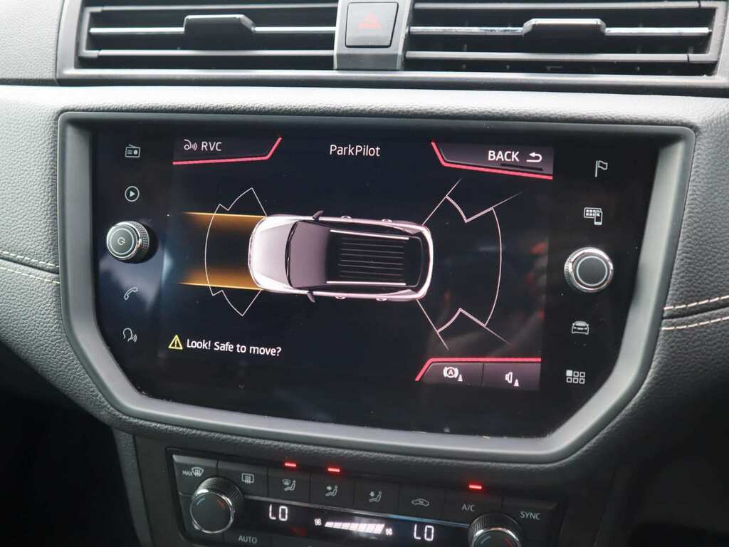 Seat Arona 1L Xcellence Lux Red #19