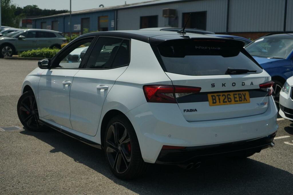 Skoda Fabia 1.5 Tsi 177 130 Dsg BT26EBX White #3