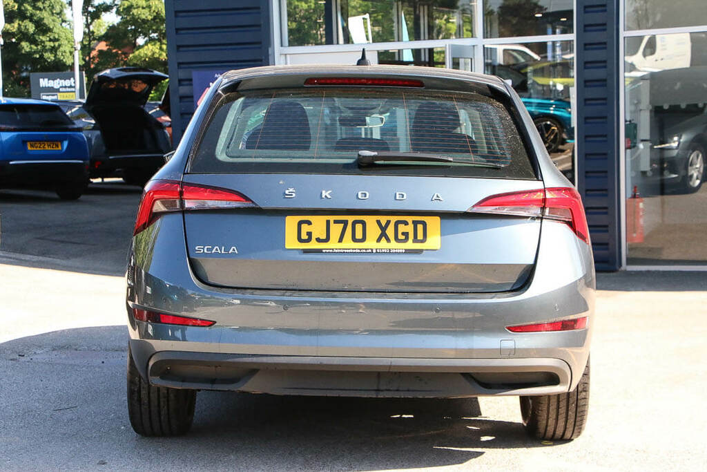 Skoda Scala 1.0 Tsi Se Dsg Grey #3