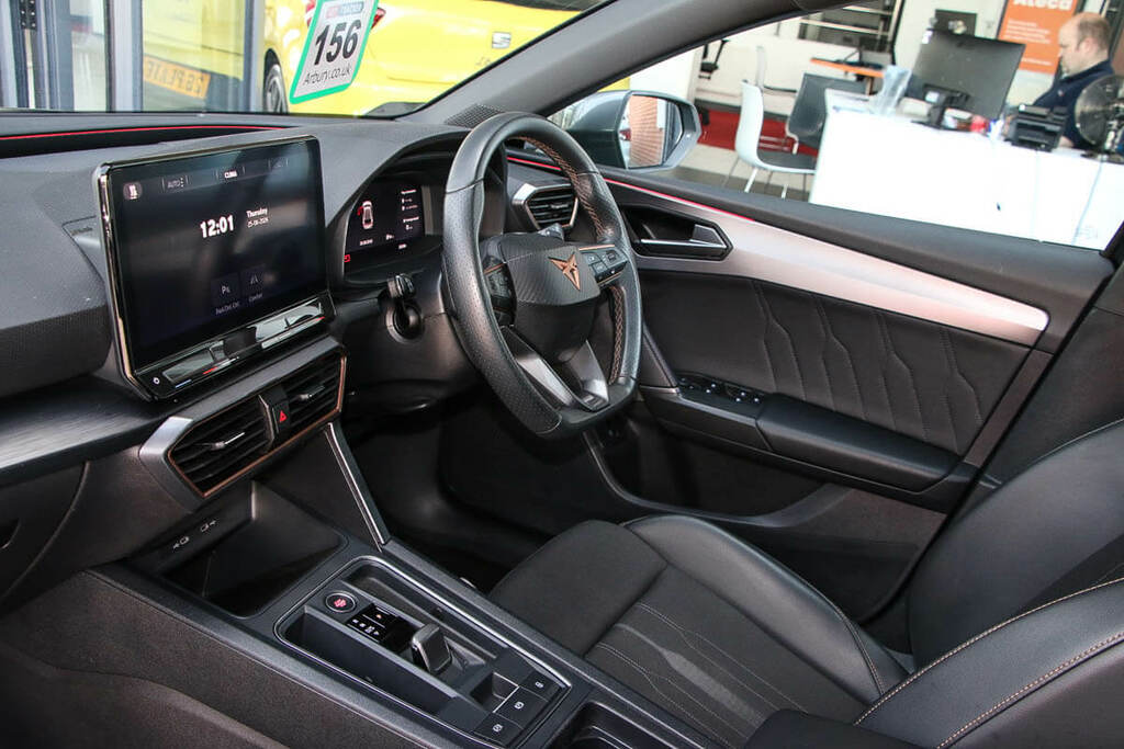 Cupra Leon 1.4 Ehybrid Vz2 Design Edition Dsg Black #2