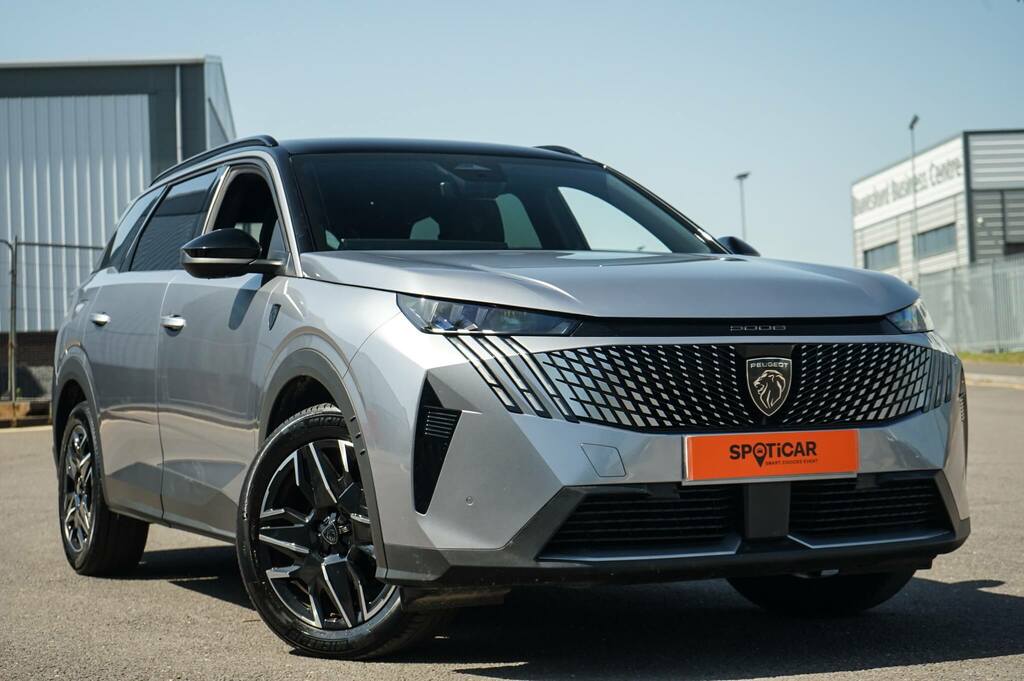 Peugeot 5008 1.2 Hybrid 136 Gt E-dsc6 Grey