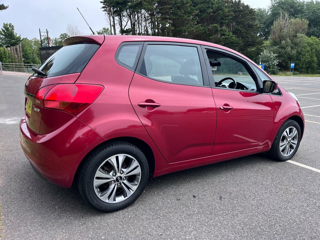 Kia Venga 1.4 Ecodynamics 2 Mpv Euro 5 S Red #6