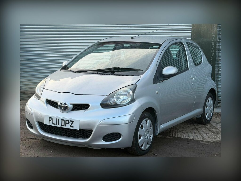 Toyota Aygo 1.0 Vvt-i Ice Euro 5 Silver #4